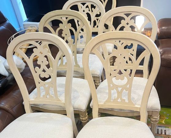 6-piece set French Provincial-inspired dining chair with a cream ornate carved backrest and white upholstered seat