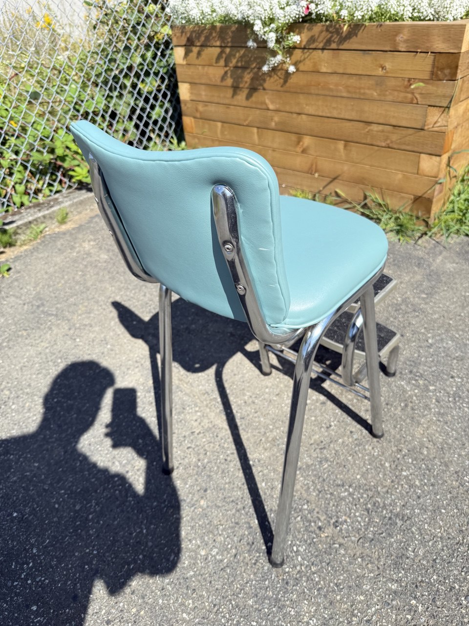 Turquoise retro step stool chair with metal frame and cushioned seat