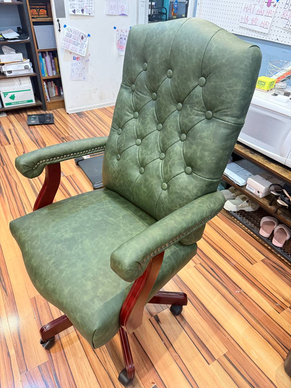 Green Faux Leather Office Chair with a Deep Button-Tufted Backrest and Wooden Arms and Base